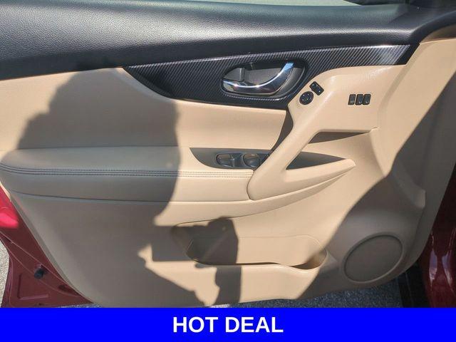 2017 Nissan Rogue Vehicle Photo in Merrillville, IN 46410