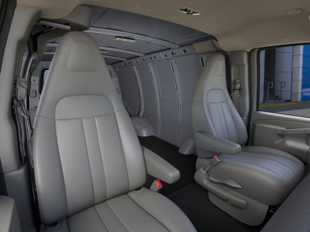 2025 Chevrolet Express Cargo Van Vehicle Photo in KANSAS CITY, MO 64114-4502