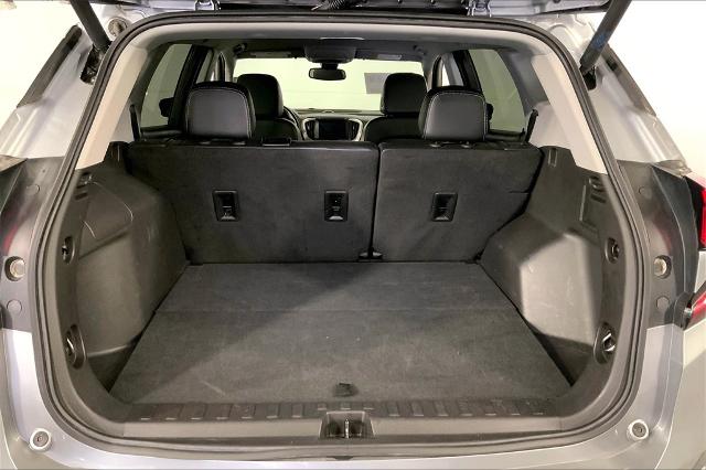 2024 GMC Terrain Vehicle Photo in Lees Summit, MO 64086
