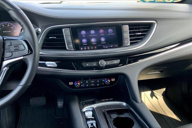 2024 Buick Enclave Vehicle Photo in TOPEKA, KS 66609-0000