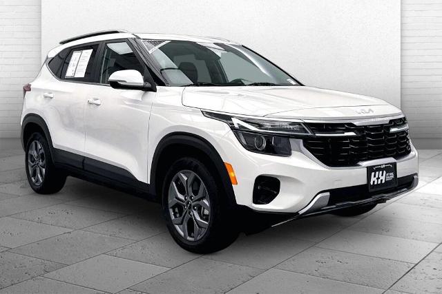 2024 Kia Seltos Vehicle Photo in OMAHA, NE 68127