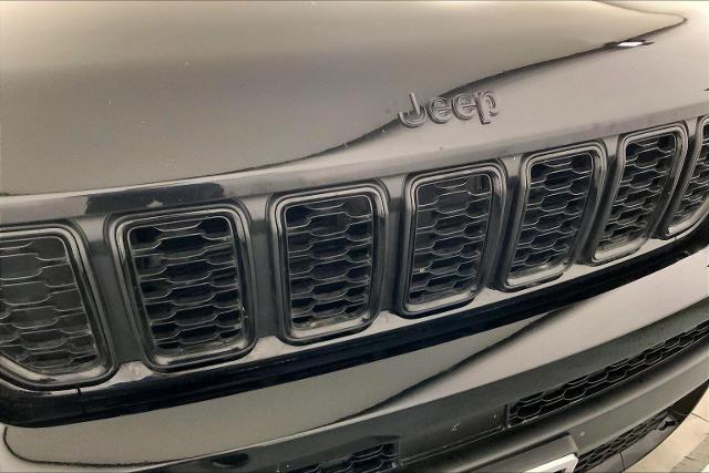 2022 Jeep Grand Cherokee L Vehicle Photo in INDEPENDENCE, MO 64055-1314