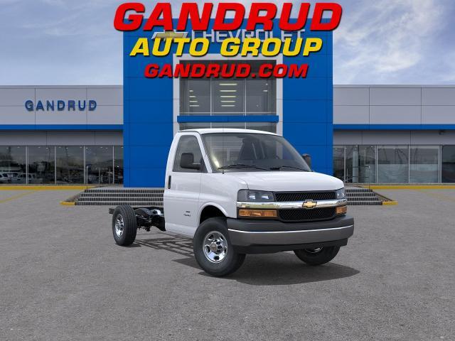 2026 Chevrolet Express Cutaway 3500 Vehicle Photo in GREEN BAY, WI 54302-3701