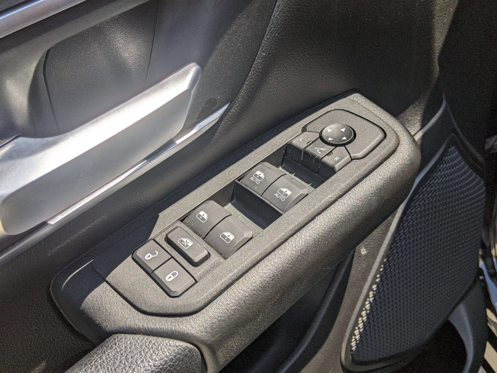 2025 Ram 1500 Vehicle Photo in Seguin, TX 78155