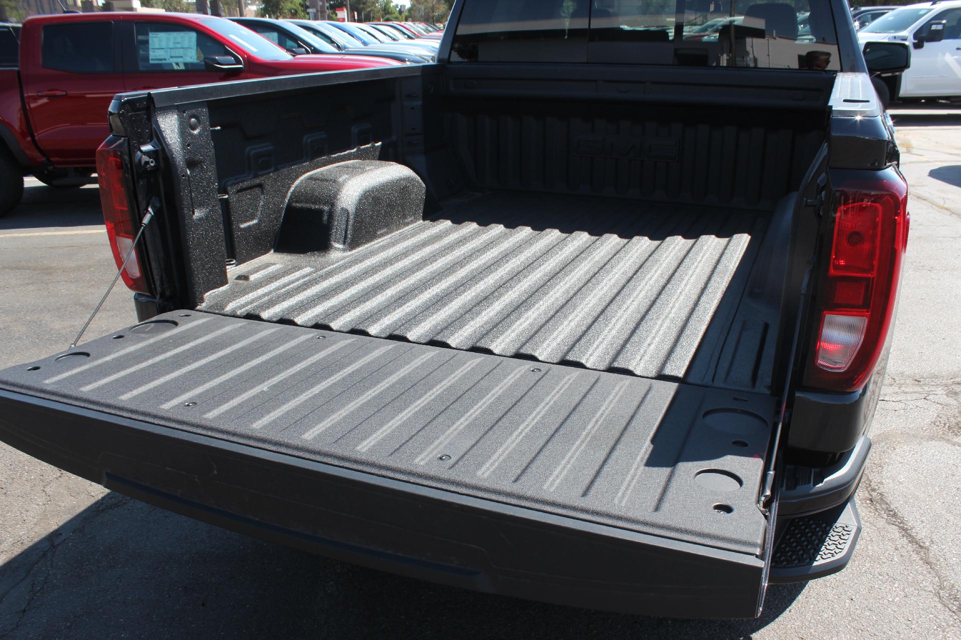2026 GMC Sierra 1500 Vehicle Photo in AURORA, CO 80012-4011