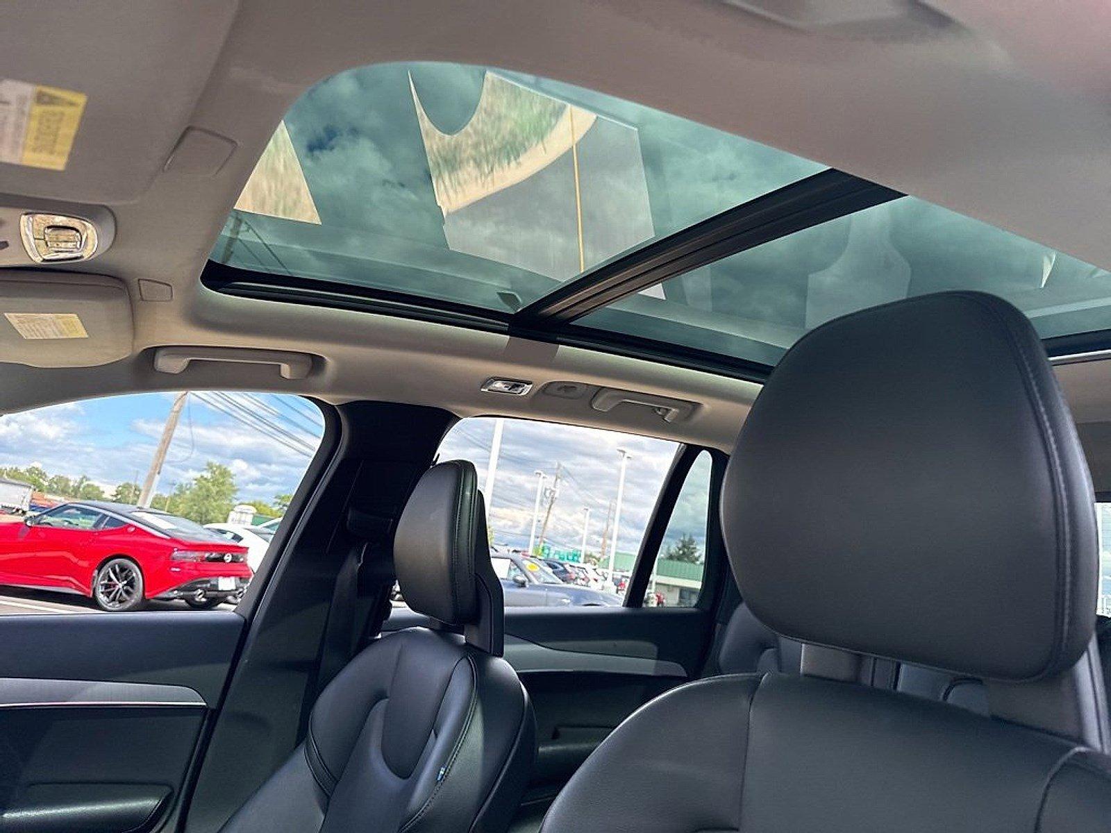 2021 Volvo XC90 Vehicle Photo in Harrisburg, PA 17111