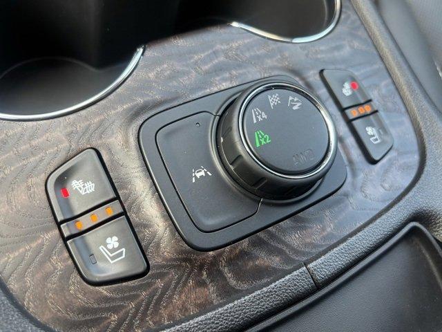 2023 GMC Acadia Vehicle Photo in ROCHESTER HILLS, MI 48307-2741