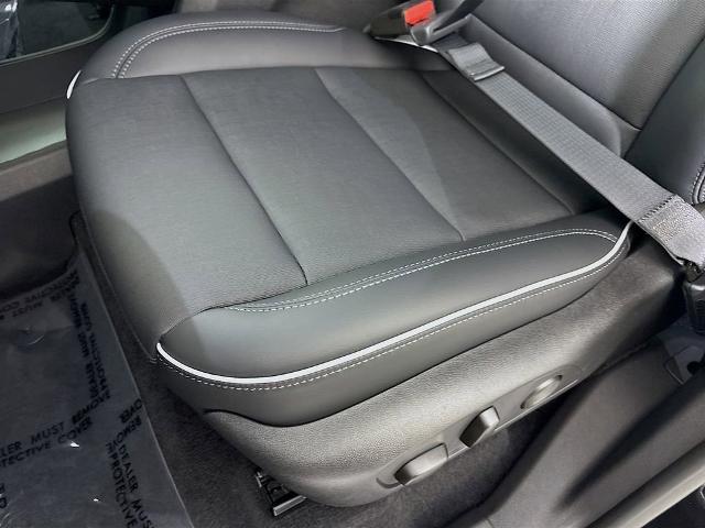 2025 Buick Enclave Vehicle Photo in PUYALLUP, WA 98371-4149