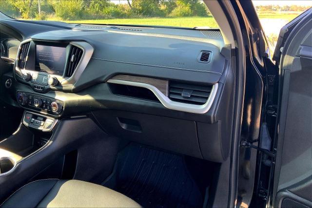 2022 GMC Terrain Vehicle Photo in TOPEKA, KS 66609-0000