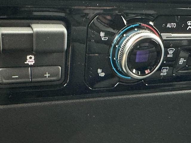 2026 GMC Sierra 1500 Vehicle Photo in COLUMBIA, MO 65203-3903