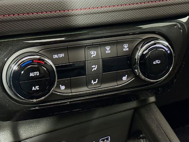 2025 Chevrolet Trailblazer Vehicle Photo in PUYALLUP, WA 98371-4149