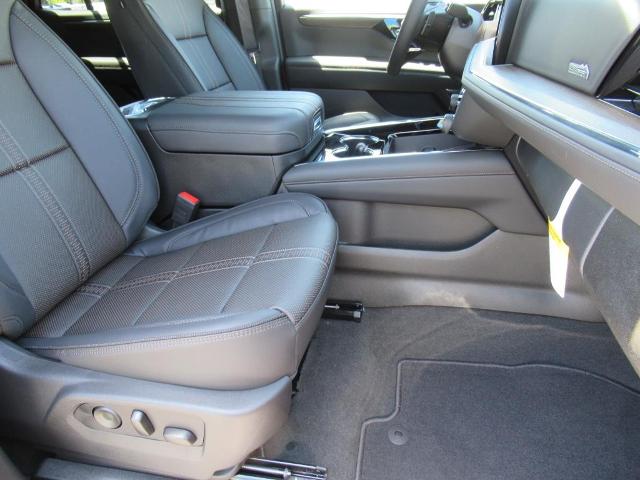 2025 Chevrolet Tahoe Vehicle Photo in LEESBURG, FL 34788-4022
