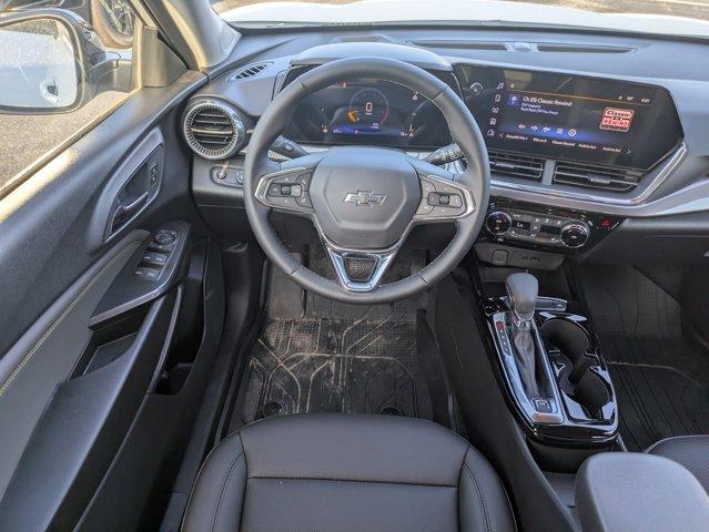 2025 Chevrolet Trax Vehicle Photo in BRUNSWICK, GA 31525-1881