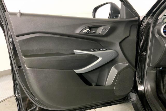 2024 Chevrolet Trax Vehicle Photo in INDEPENDENCE, MO 64055-1314