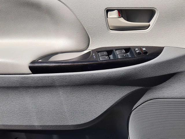 2012 Toyota Sienna Vehicle Photo in DENTON, TX 76210-9321