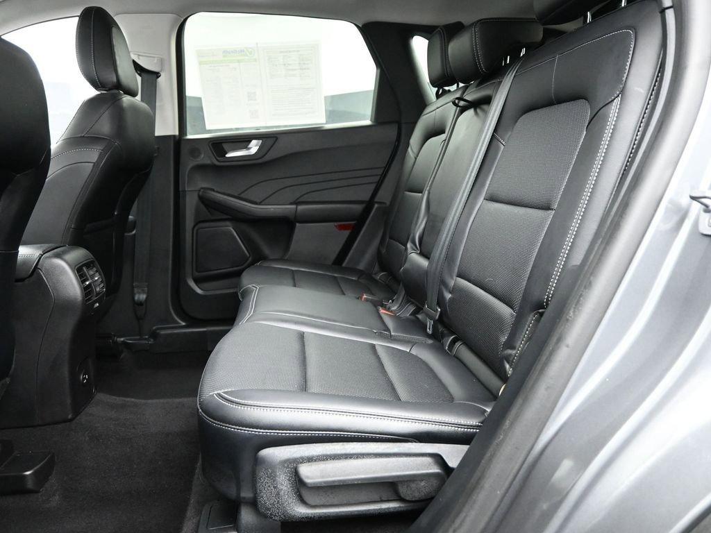 2021 Ford Escape Vehicle Photo in Cedar Rapids, IA 52402