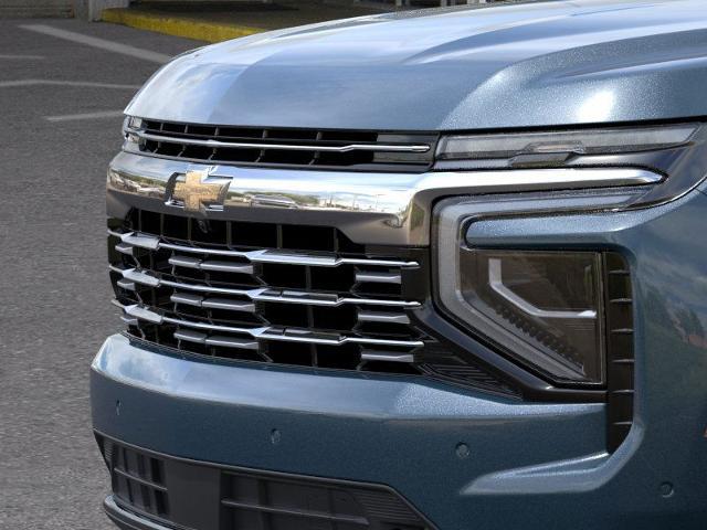 2025 Chevrolet Suburban Vehicle Photo in INDEPENDENCE, MO 64055-1314