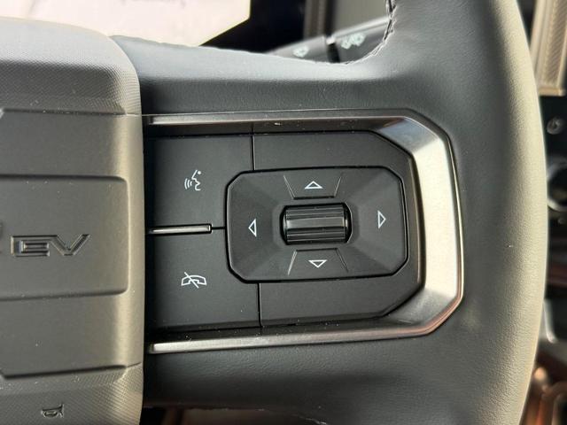 2025 GMC HUMMER EV Pickup Vehicle Photo in COLUMBIA, MO 65203-3903