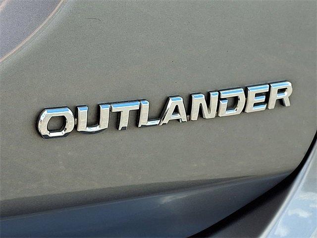 2015 Mitsubishi Outlander Vehicle Photo in LANCASTER, PA 17601-0000
