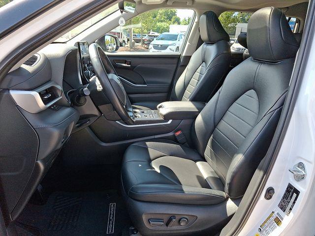 2022 Toyota Highlander Vehicle Photo in DANBURY, CT 06810-5034