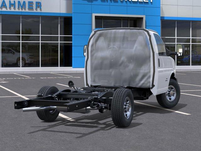 2025 Chevrolet Express Commercial Cutaway Vehicle Photo in TOPEKA, KS 66609-0000