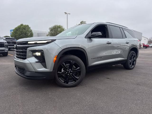 Sterling Gray Metallic 2027 Chevrolet Traverse SUV / Crossover Four-Wheel Drive Automatic