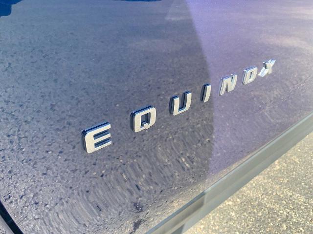 2022 Chevrolet Equinox Vehicle Photo in MOON TOWNSHIP, PA 15108-2571