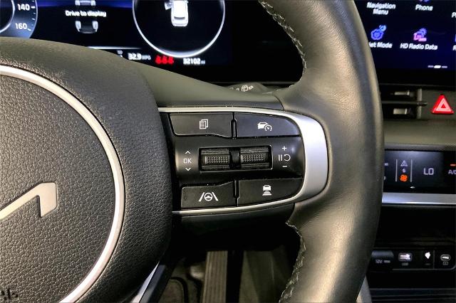 2023 Kia Sportage Vehicle Photo in Lees Summit, MO 64086