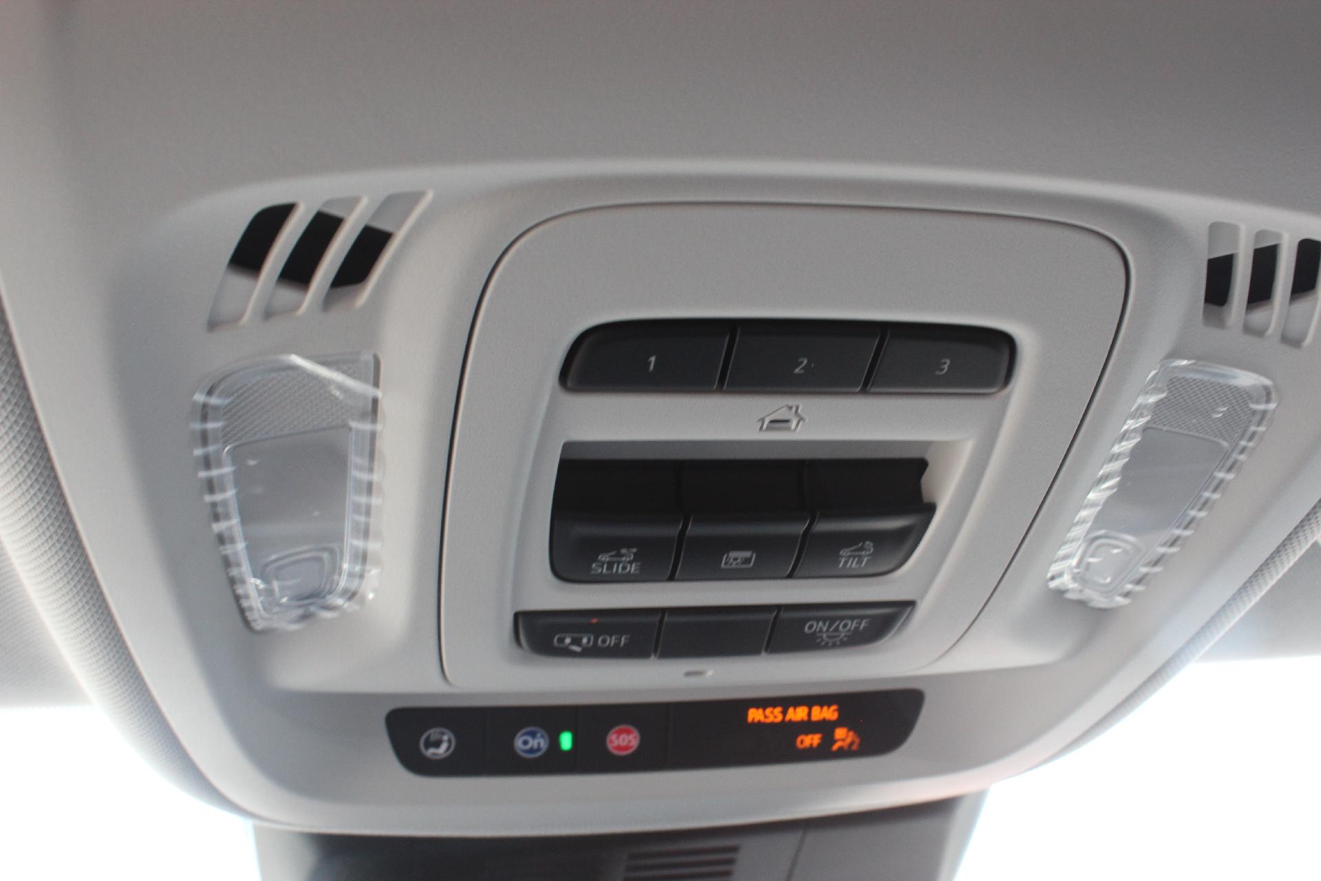 2025 Buick Envision Vehicle Photo in AURORA, CO 80012-4011