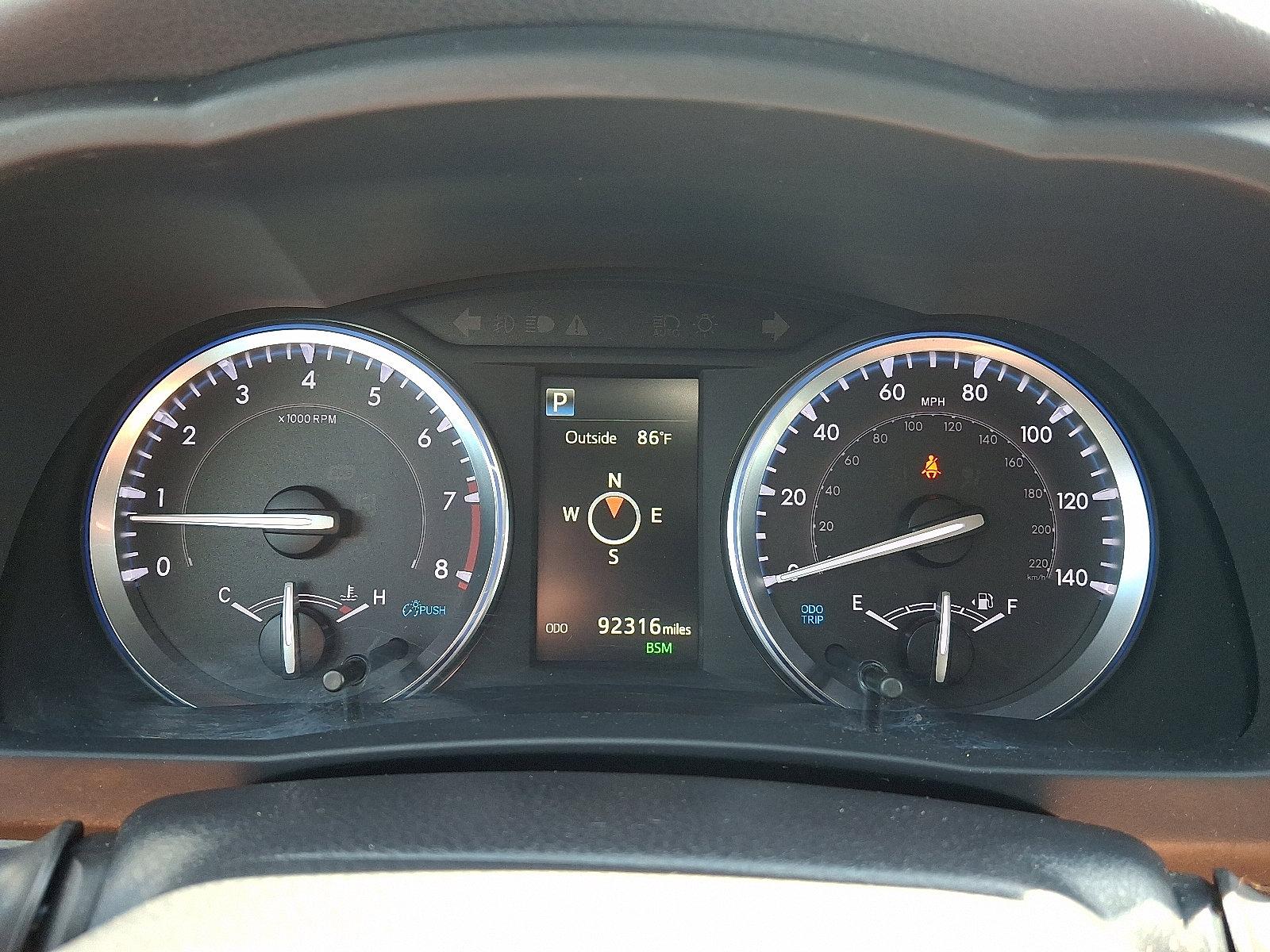 2019 Toyota Highlander Vehicle Photo in Harrisburg, PA 17111