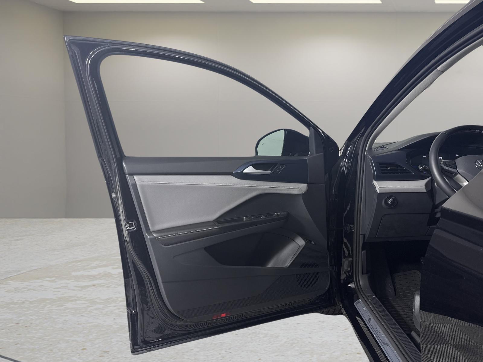 2024 Volkswagen Taos Vehicle Photo in Georgetown, TX 78626