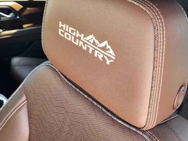 2022 Chevrolet Tahoe Vehicle Photo in DENTON, TX 76210-9321