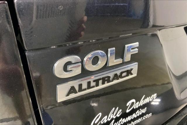 2017 Volkswagen Golf Alltrack Vehicle Photo in INDEPENDENCE, MO 64055-1377