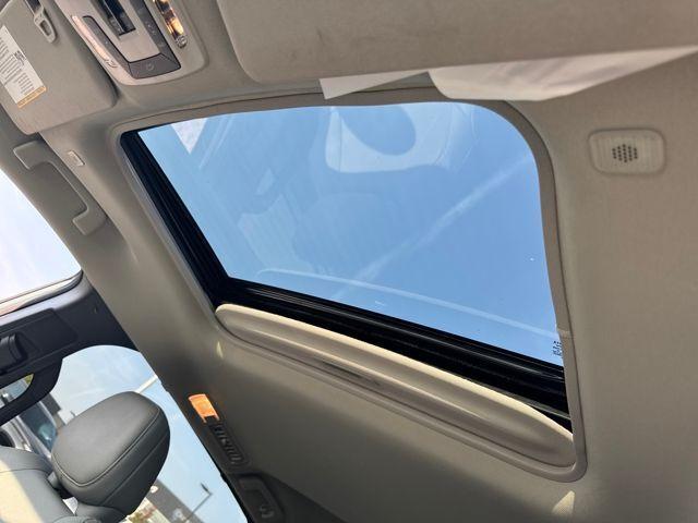 2025 Toyota Sienna Vehicle Photo in Jonesboro, AR 72404