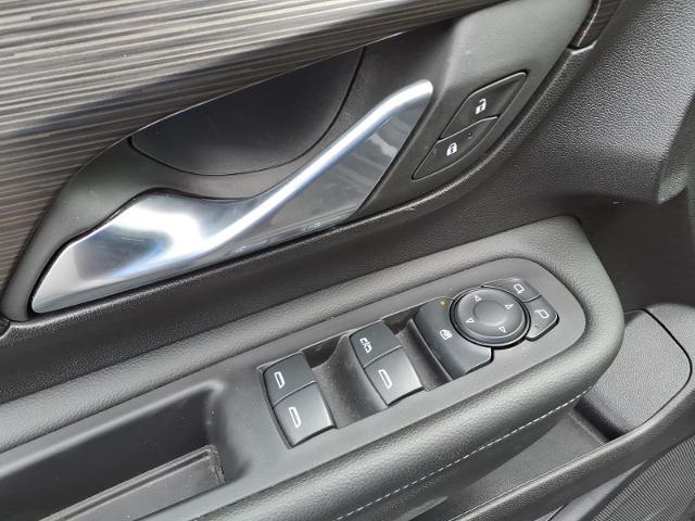 2024 GMC Terrain SLE - 11