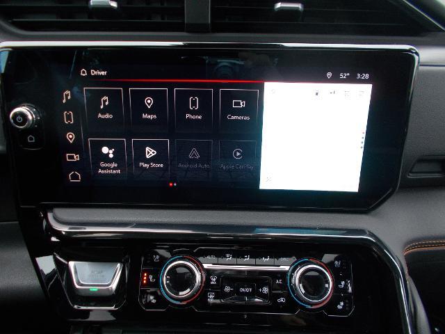 2022 GMC Sierra 1500 Vehicle Photo in LOWELL, MA 01852-4336