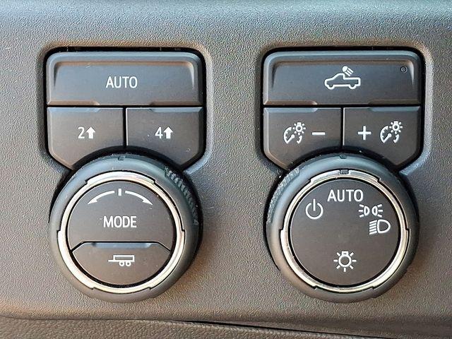 2023 Chevrolet Silverado 1500 Vehicle Photo in DANBURY, CT 06810-5034