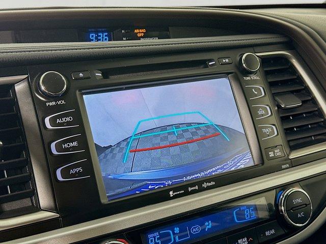 2018 Toyota Highlander Vehicle Photo in Flemington, NJ 08822