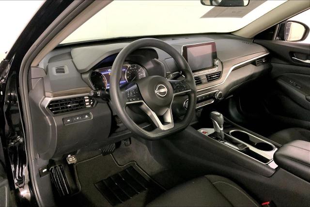 2024 Nissan Altima Vehicle Photo in KANSAS CITY, MO 64114-4502