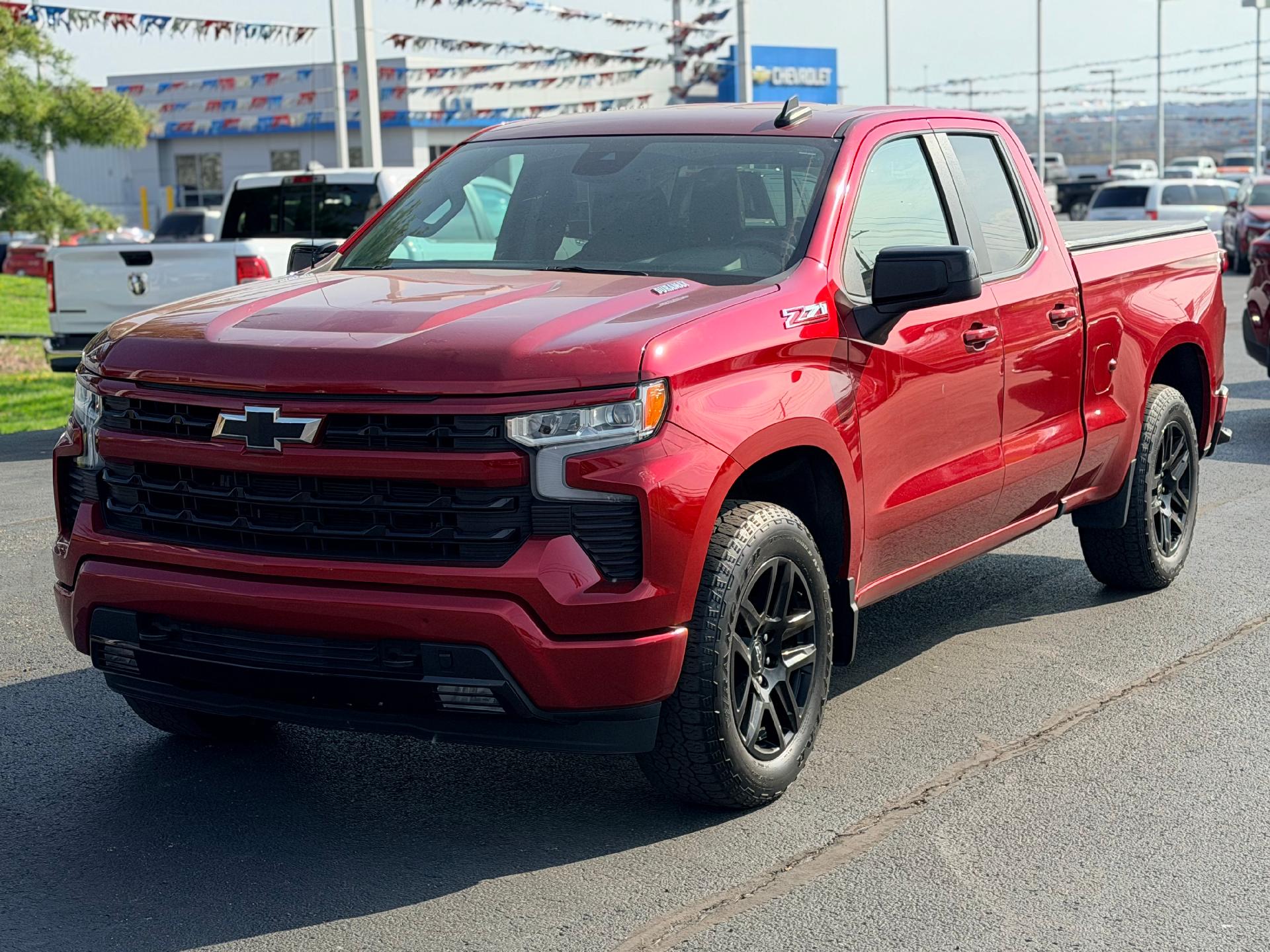 2023 Chevrolet Silverado 1500 Vehicle Photo in BOONVILLE, IN 47601-9633