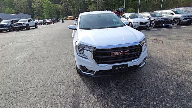 2022 GMC Terrain Vehicle Photo in Pleasant Hills, PA 15236