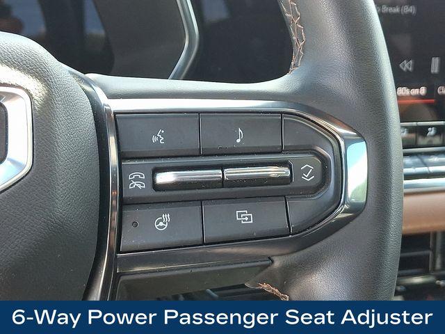 2023 GMC Canyon Vehicle Photo in DANBURY, CT 06810-5034