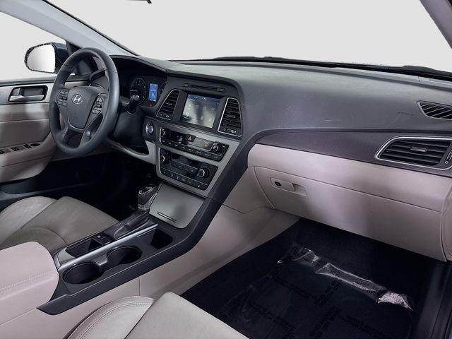 2017 Hyundai SONATA Vehicle Photo in Puyallup, WA 98371