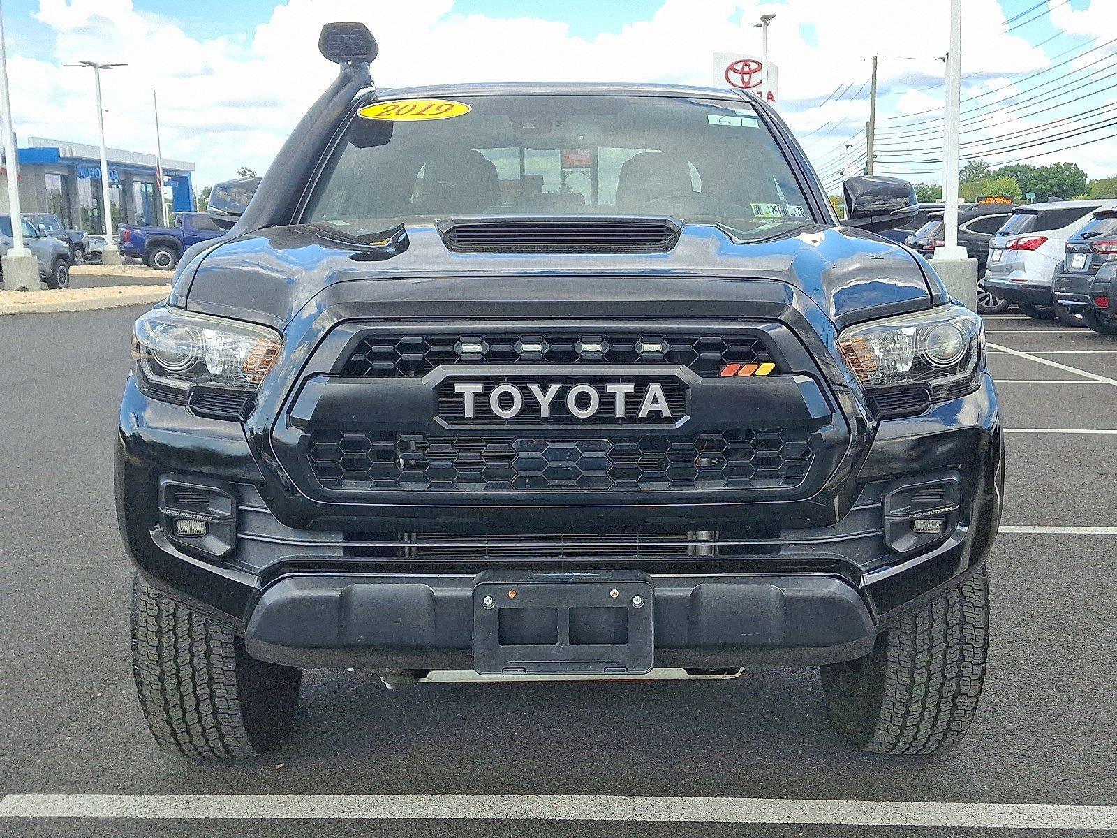 2019 Toyota Tacoma 4WD Vehicle Photo in Harrisburg, PA 17111