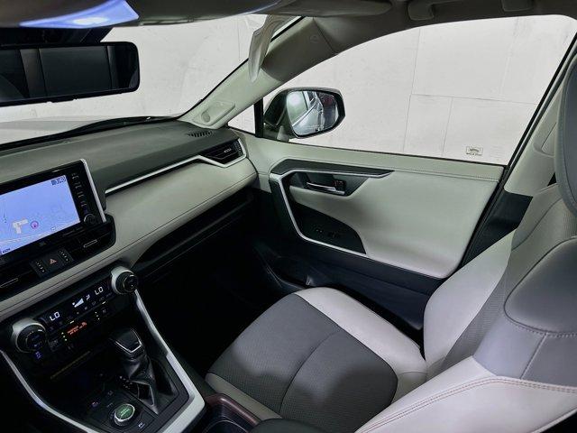 2019 Toyota RAV4 Vehicle Photo in Flemington, NJ 08822