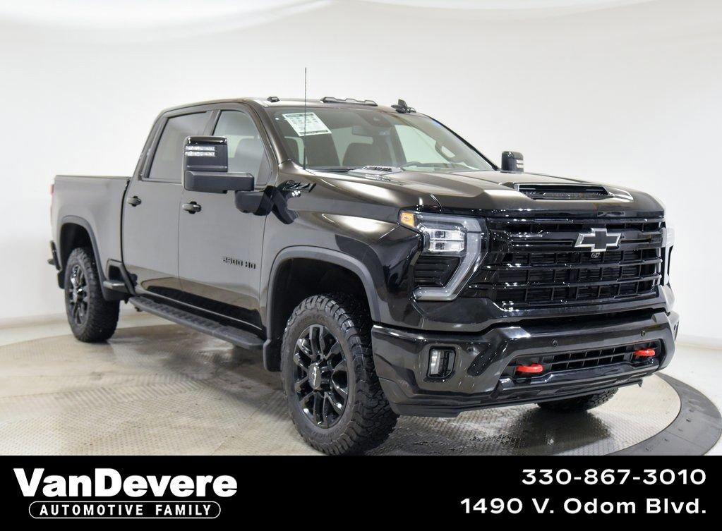 2025 Chevrolet Silverado 2500 HD Vehicle Photo in AKRON, OH 44320-4088