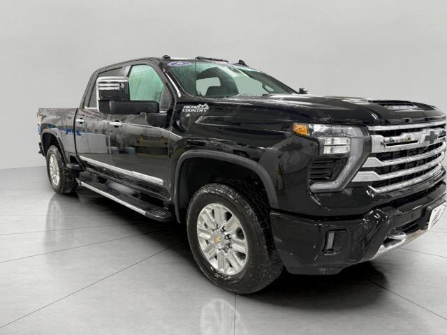 2025 Chevrolet Silverado 3500 HD Vehicle Photo in Neenah, WI 54956