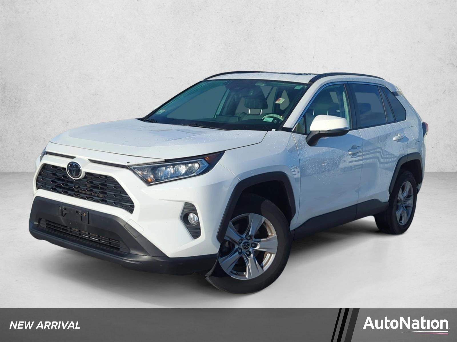 2019 Toyota RAV4 Vehicle Photo in Ft. Myers, FL 33907