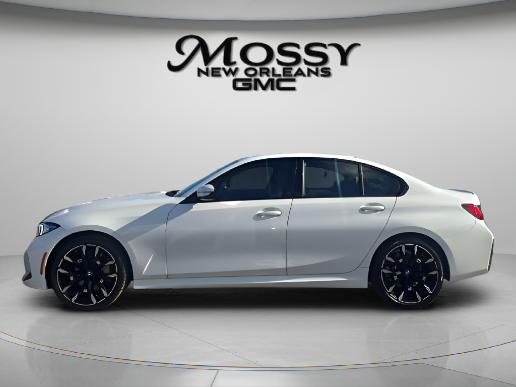 2026 BMW 3 Series photo 8 of 29