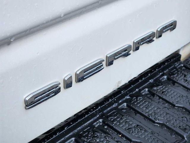 2023 GMC Sierra 1500 Vehicle Photo in DENTON, TX 76210-9321